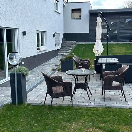 Schoenes Haus Zur Vermieter M Вилла